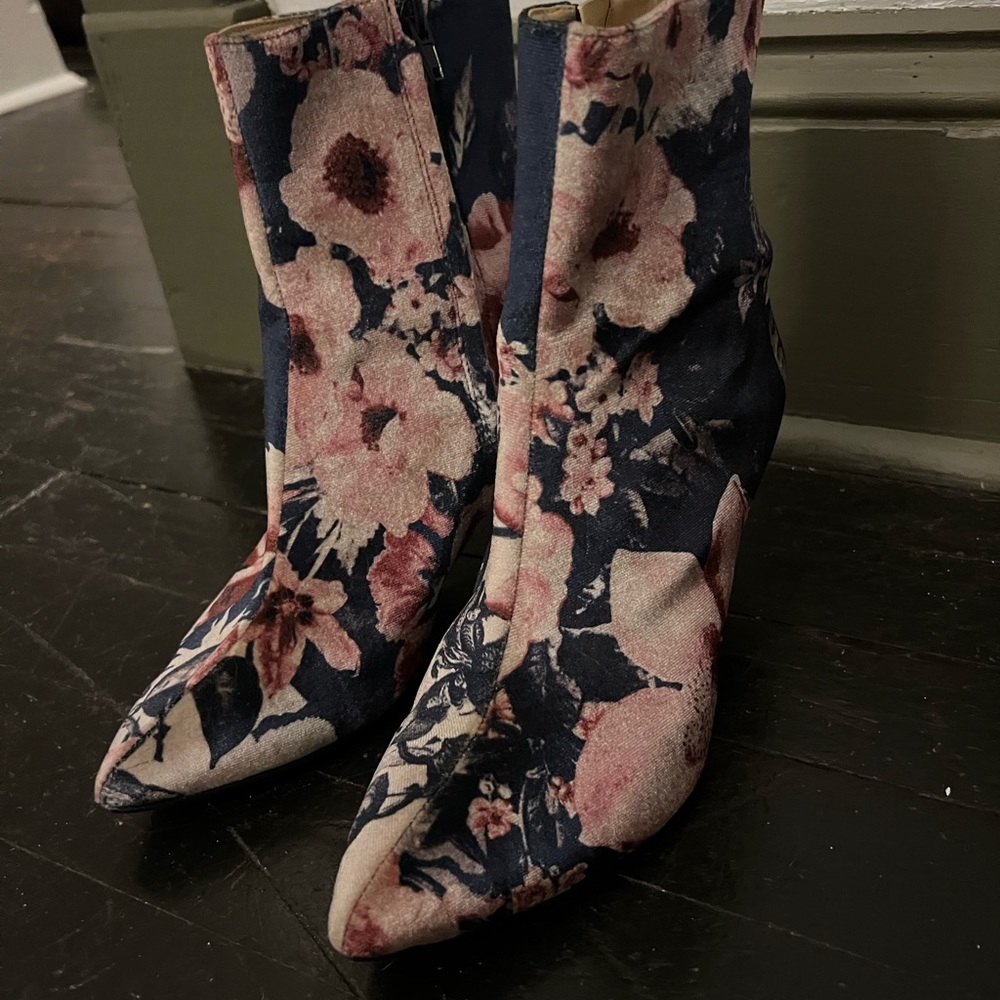 Size 8 Anthropologie boots